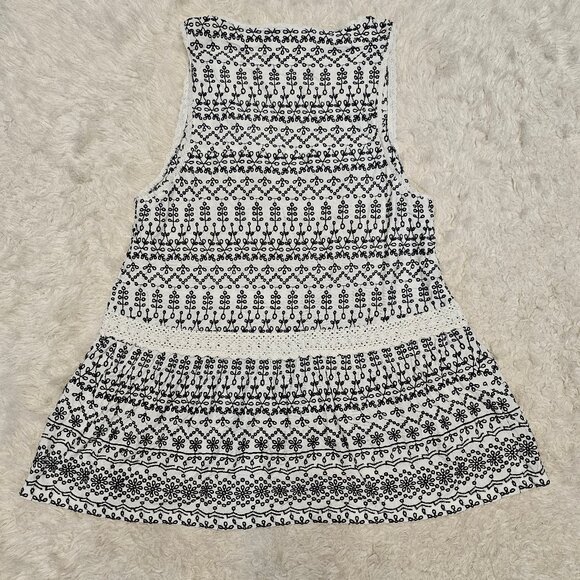 Anthropologie Maeve Women's Black and White Embroidery Boho Tank Top Size L - Picture 3 of 8